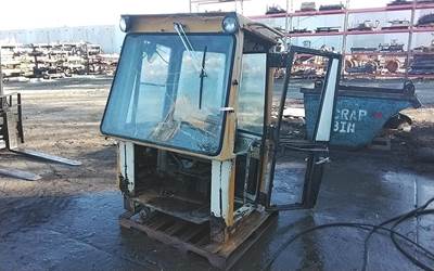 Dresser 520 EROPS Cab