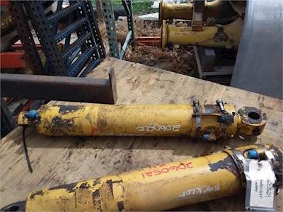 Caterpillar Cylinder