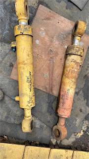 Caterpillar Cylinder