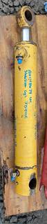 John Deere Cylinder