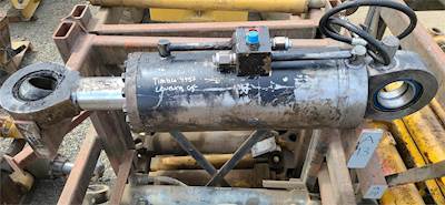 Timbco 445C Cylinder