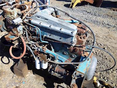 International DT466 Engine