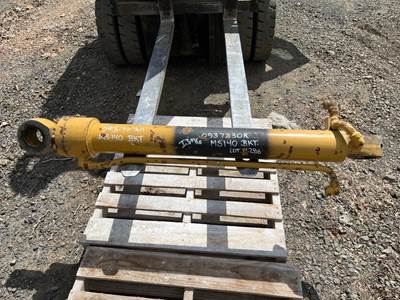 Caterpillar Lift / Boom Cylinder