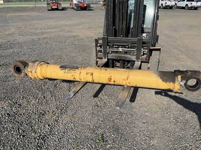 Caterpillar Lift / Boom Cylinder