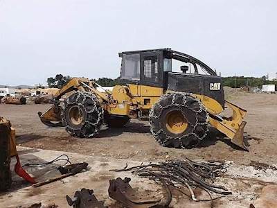 Caterpillar 525 Skidder