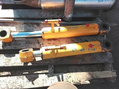 JCB 436Z Steering Cylinder