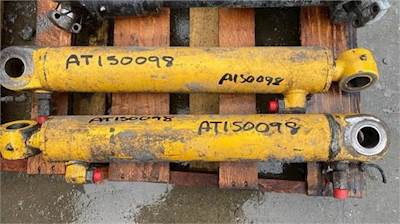 John Deere 644G Steering Cylinder