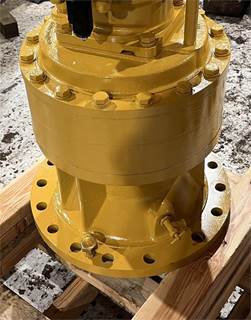 Caterpillar Swing Drive