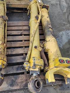 Caterpillar Tilt Cylinder