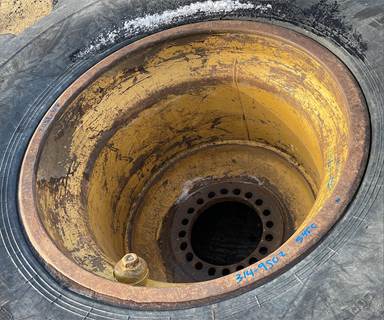 Caterpillar Tire & Rim