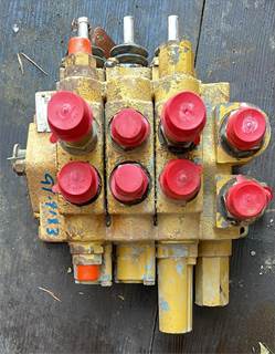 Caterpillar Valve