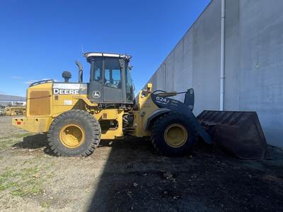 John Deere 624J Wheel Loader