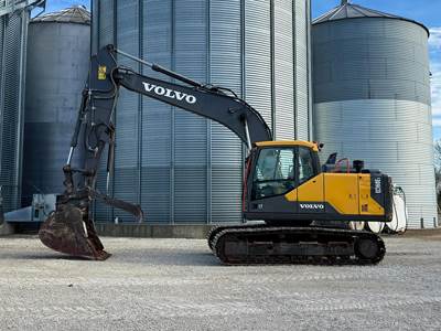 Volvo EC160EL Excavator