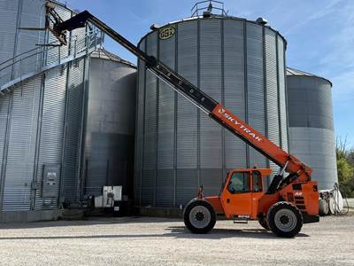 SkyTrak 8042 Telehandler - 8000lb Capacity, 42ft Lift Height
