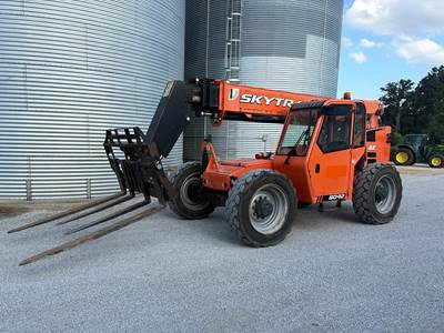 SkyTrak 8042 Telehandler - 8000lb Capacity, 42ft Lift Height