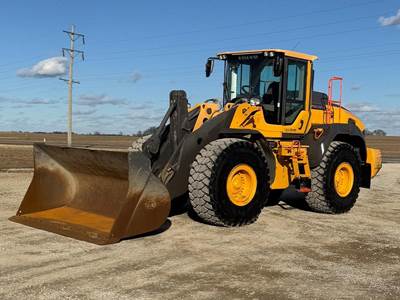Volvo L110H Wheel Loader