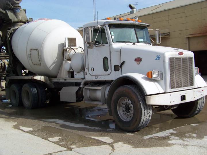 2000 Peterbilt 357 concrete mixer For Sale, 225,000 Miles Gilroy, CA PETE2000A