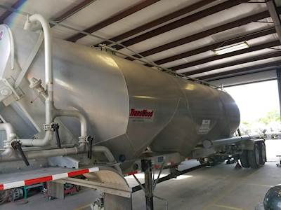 2012 Heil Dry Bulk / Pneumatic Tank Trailer for lease