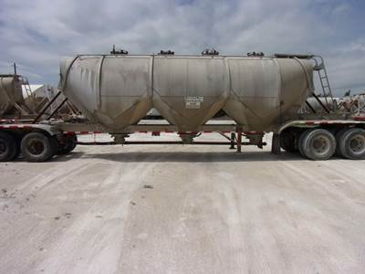 1989 Heil Dry Bulk / Pneumatic Tank Trailer