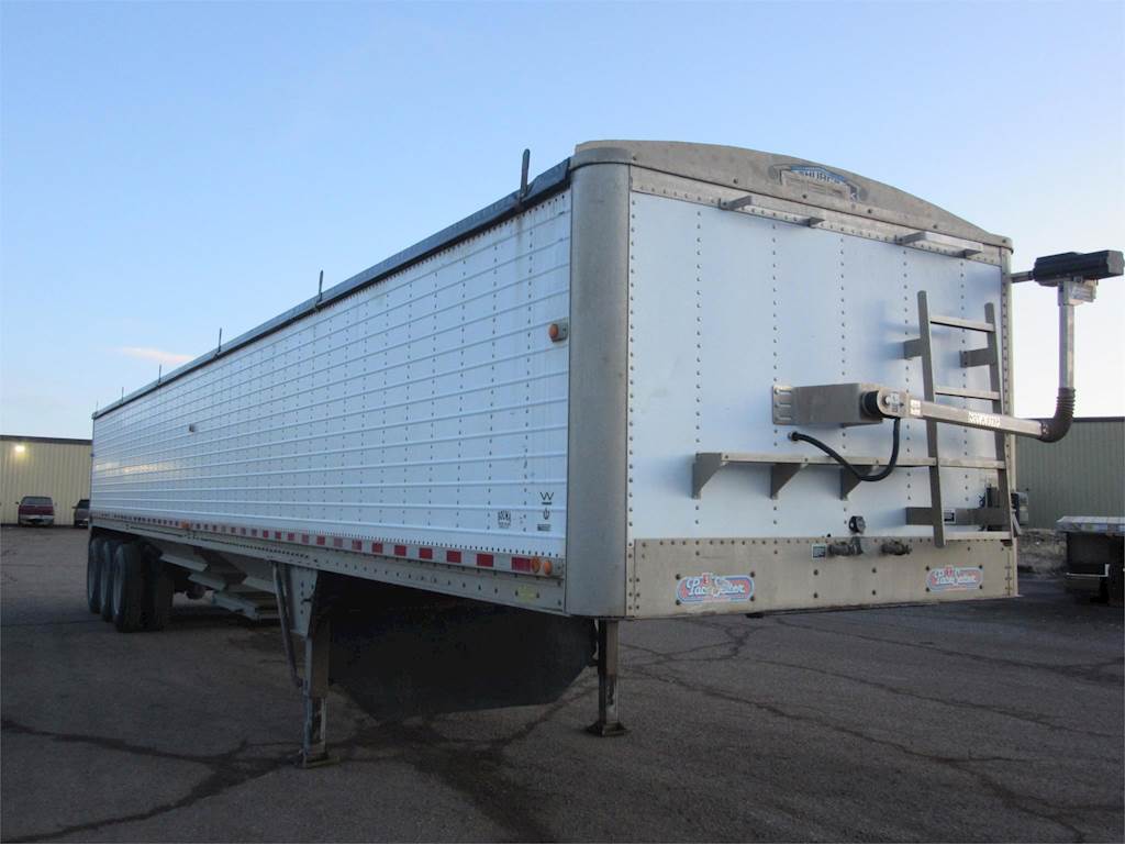 1992 Wilson Tri Axle Aluminum Hopper / Grain Trailer For Sale Havre