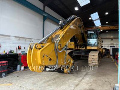 Caterpillar 374 Excavator