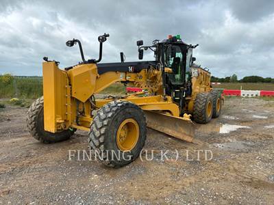 Caterpillar 14-15 Motor Grader