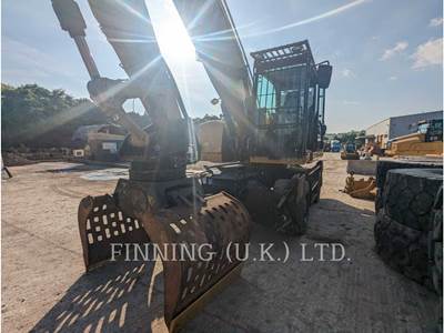 Caterpillar MH3022 Wheeled Excavator