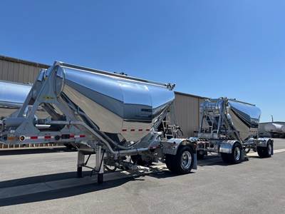 J & L 560 CF LEAD & PUP Dry Bulk / Pneumatic Tank Trailer