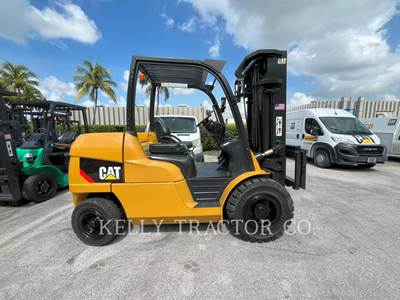 Caterpillar DP50CN1 Forklift