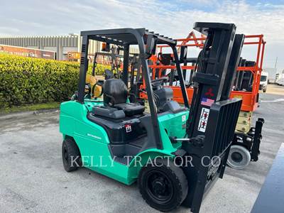 Mitsubishi FGC25 Forklift