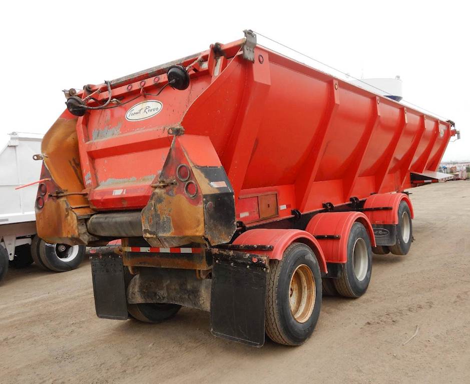 2009 Trout River 39 Ft Asphalt Trailer For Sale Edmonton, AB