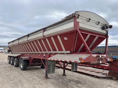 2013 Etnyre 47ft Live Bottom Belt Trailer / Quad axle Lift and Steerable