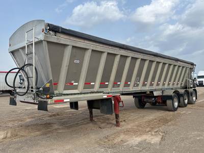 2010 RAGLAN 40ft Live Bottom Tri axle Belt Trailer