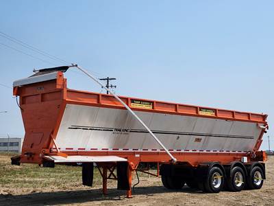 2015 Trail King 39ft Live Bottom / Belt Trailer / Tri axle