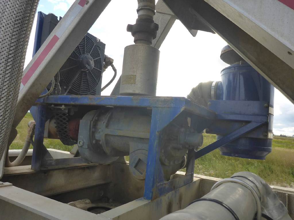 2014 Tremcar 1410 CU FT Pneumatic with Pump Dry Bulk / Pneumatic Tank