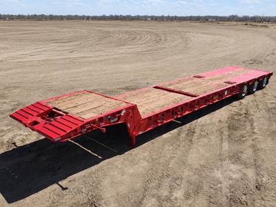 2014 Lode King 53 Ton Folding / Scissor Neck Trailer Tri axle 52' x 9' Length and Width