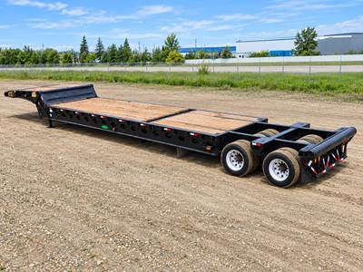 2008 Peerless 16 Wheeler Scissor Folding Neck Oil Field Trailer / Neck Extension