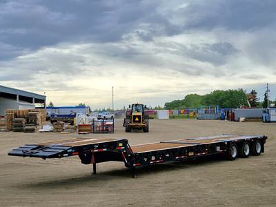 2009 Superior Trailer 45 Ton Tri axle Scissorneck / Folding neck / Low boy Oil Field Trailer 55ft