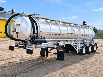 2012 Advance Vacuum 28,000 Litre / 7,400 Gallon / Tridem Aluminum 1 Compartment Tank Trailer