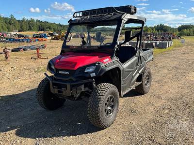 Honda PIONEER 1000 Utility Vehicle