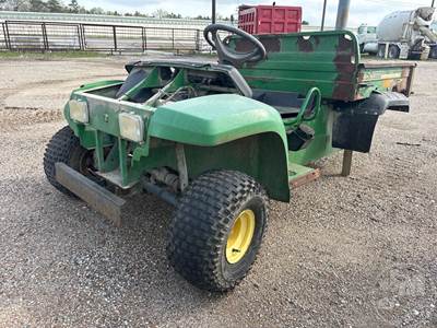 John Deere Gator 4x2 Utility Vehicle