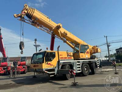 Liebherr LTM1055-3.2 All Terrain Crane