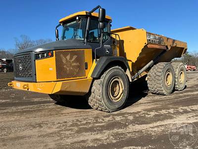 John Deere 410E Articulated Truck