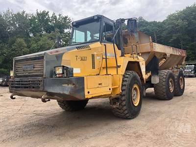 Komatsu HM350-2 Articulated Truck