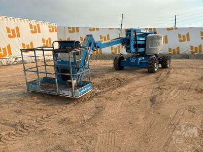 Genie Z45/25J Articulating Boom Lift