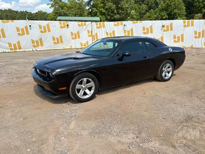Dodge CHALLENGER SE