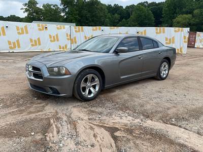 Dodge Charger SE