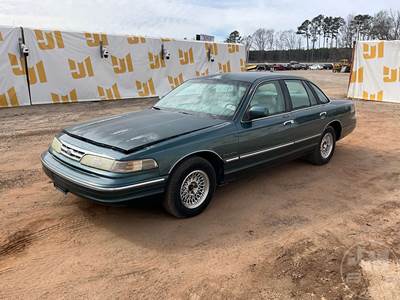 Ford Crown Victoria