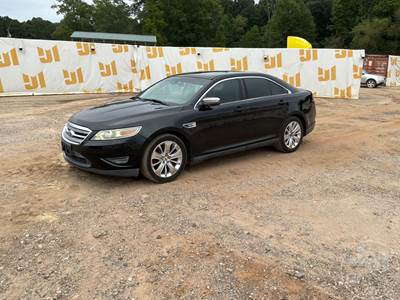 Ford Taurus