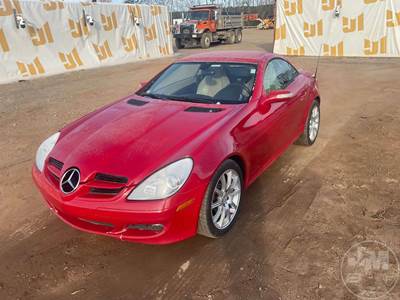 Mercedes-Benz SLK350 HARDTOP RETRACTABLE CONVERTIBLE
